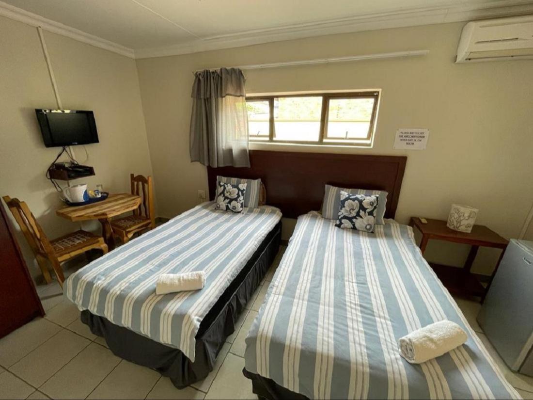Khutsong Guests House Hotel Burgersfort Exterior photo
